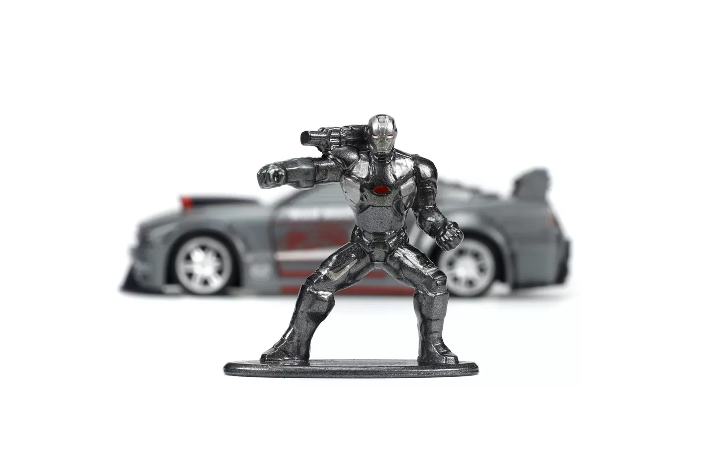 Jada marvel masinuta metalica ford mustang scara 1:32 si figurina metalica war machine [5]
