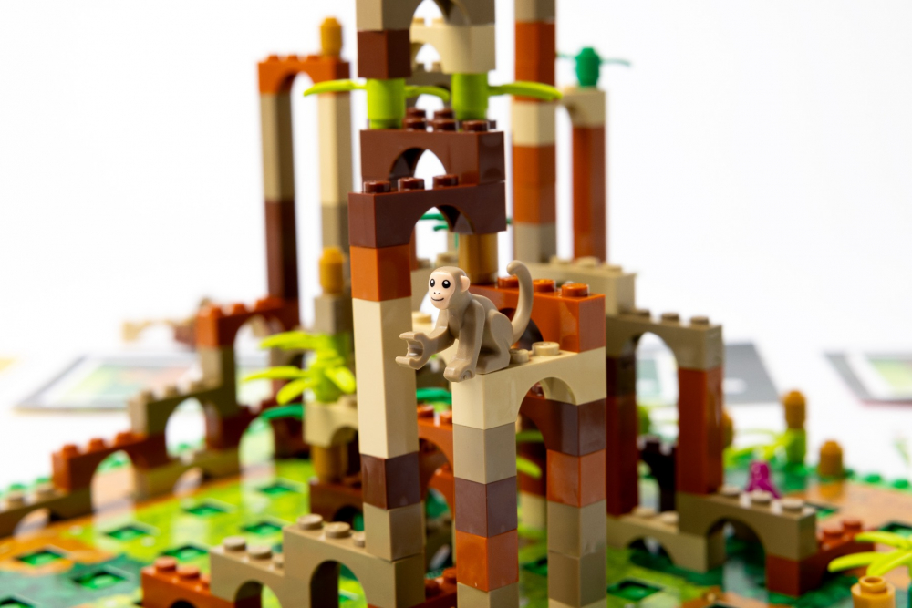 Joc LEGO Monkey Palace, limba romana varsta 10-12 ani ,12-14 ani ,14-18 ani ,18+, Unisex [4]