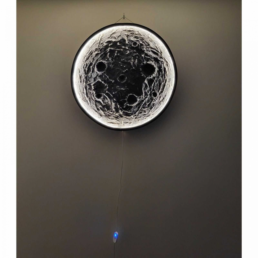 Lampa de Iluminat si de Veghe,  Forma de Luna, Modelata in Relief, Hand Made [8]