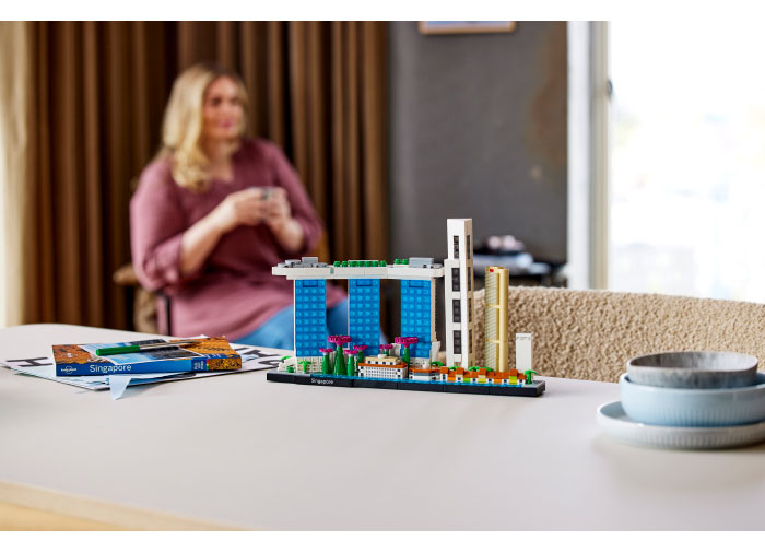 Lego architecture Singapore, varsta de la 14 ani la +15 ani [7]