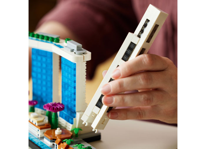 Lego architecture Singapore, varsta de la 14 ani la +15 ani [5]