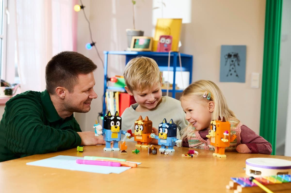 Lego bluey familia lui blue din caramizi 11217 varsta 5 ani -10 ani [8]
