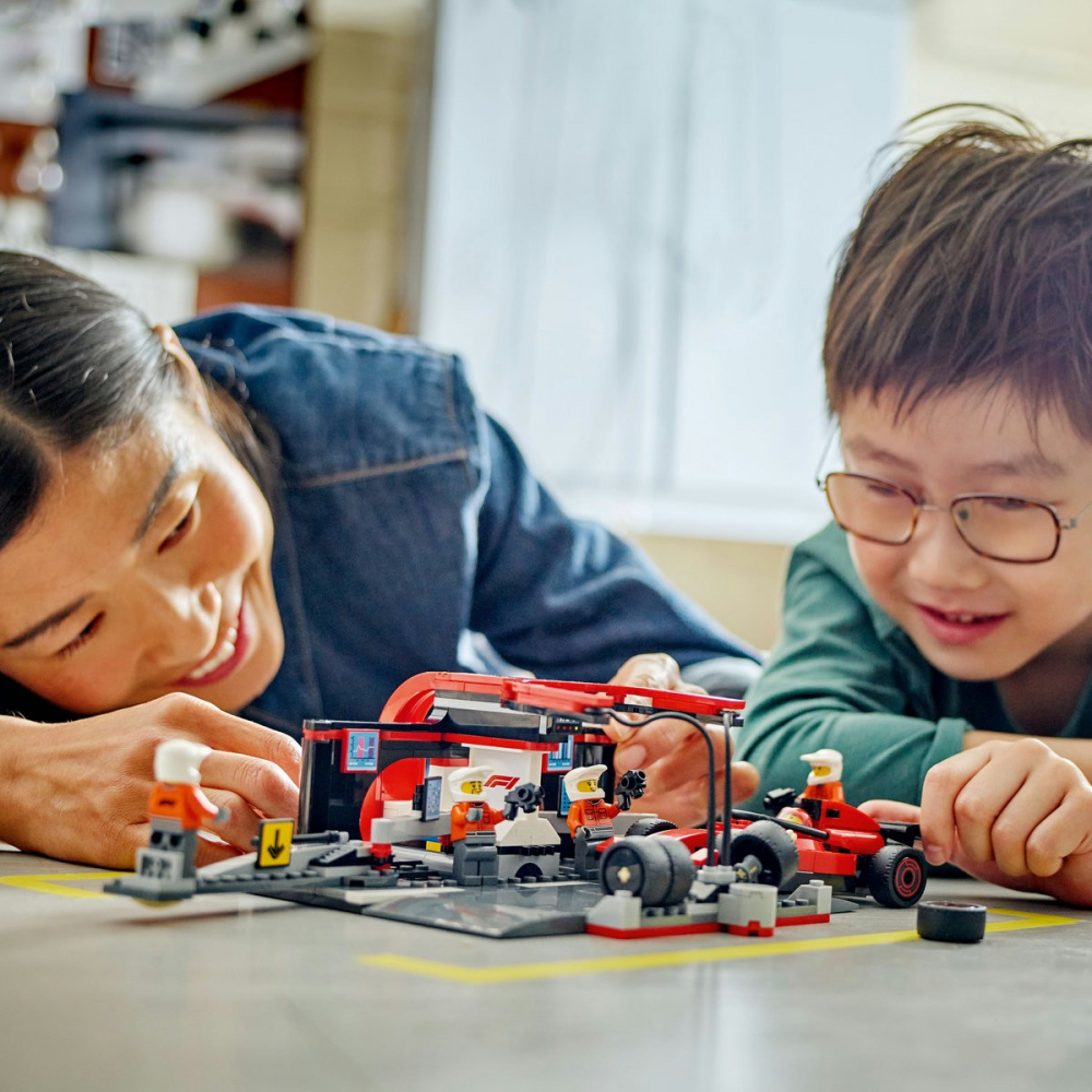 Lego city boxa si mecanici f1 cu masina ferrari 60443, varsta de la 6 ani la 8 ani [3]