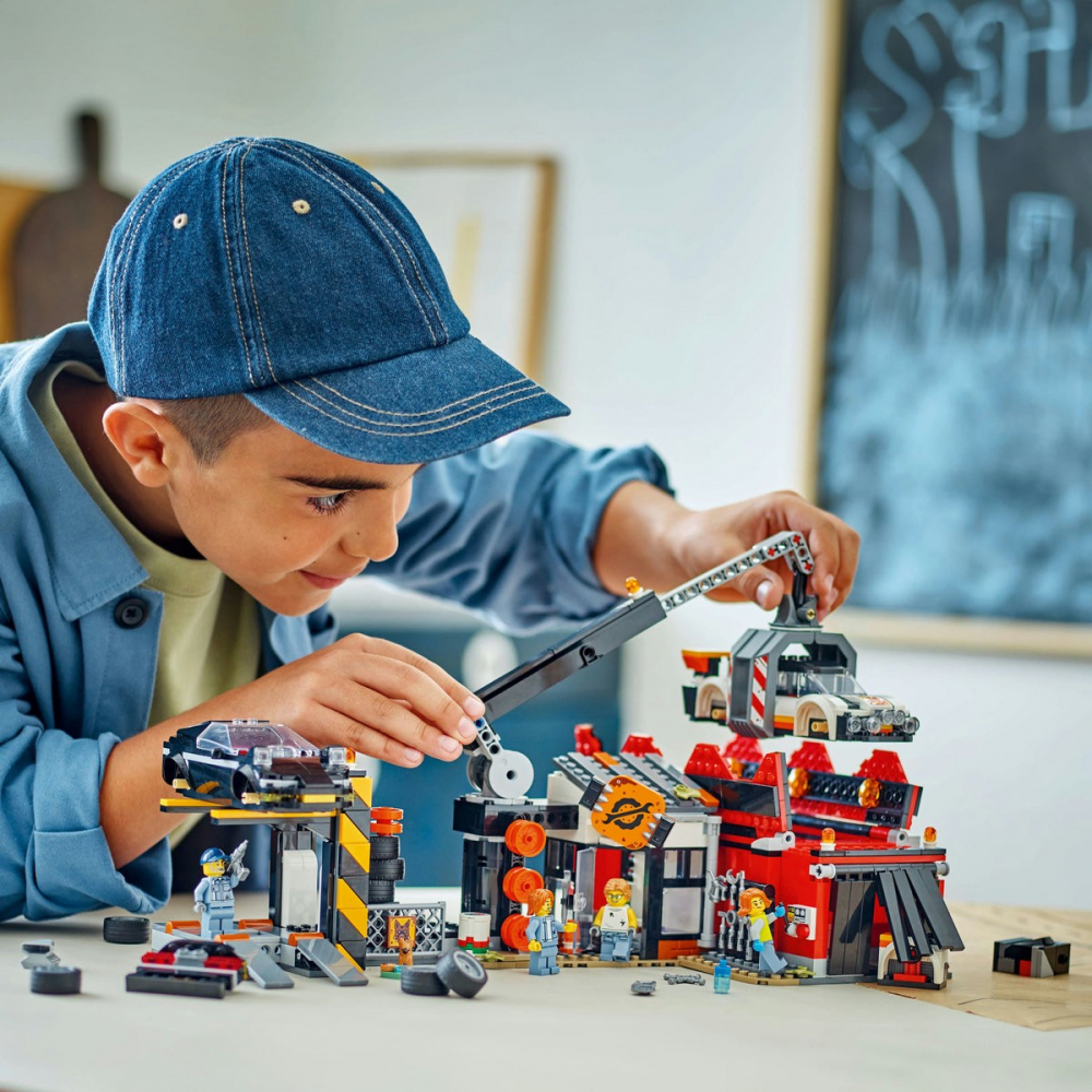Lego city cimitir de masini vechi 60472, varsta de la 7 ani la 9 ani [3]