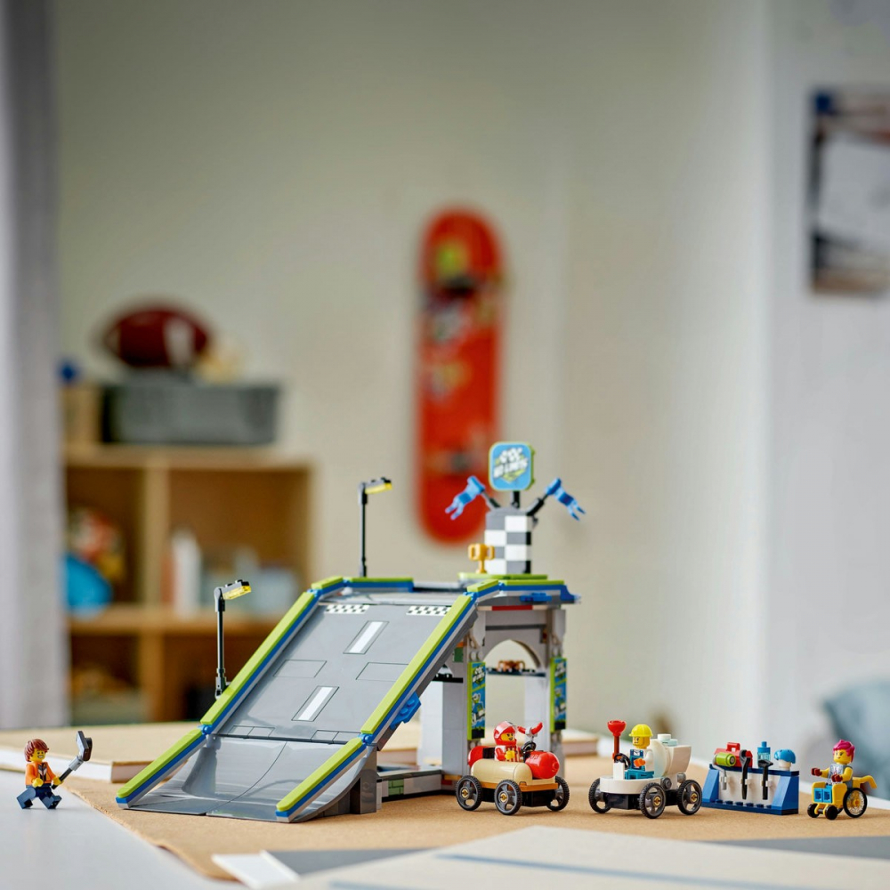 Lego city fara limite: rampa pentru curse de masini 60460, varsta de la 6 ani la 8 ani [5]