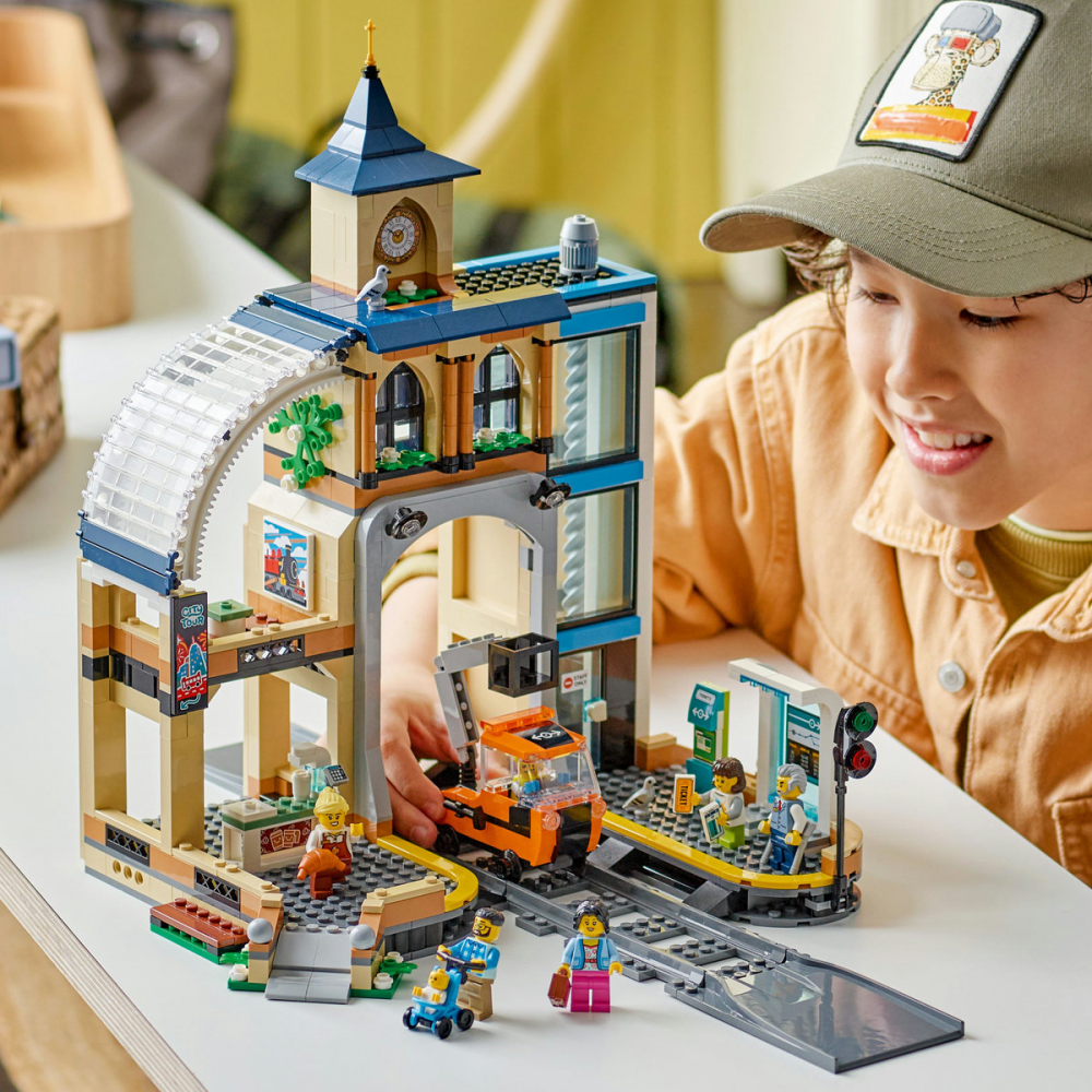  LEGO City Gara centrala pentru copii cu varsta de 7 + ani [7]