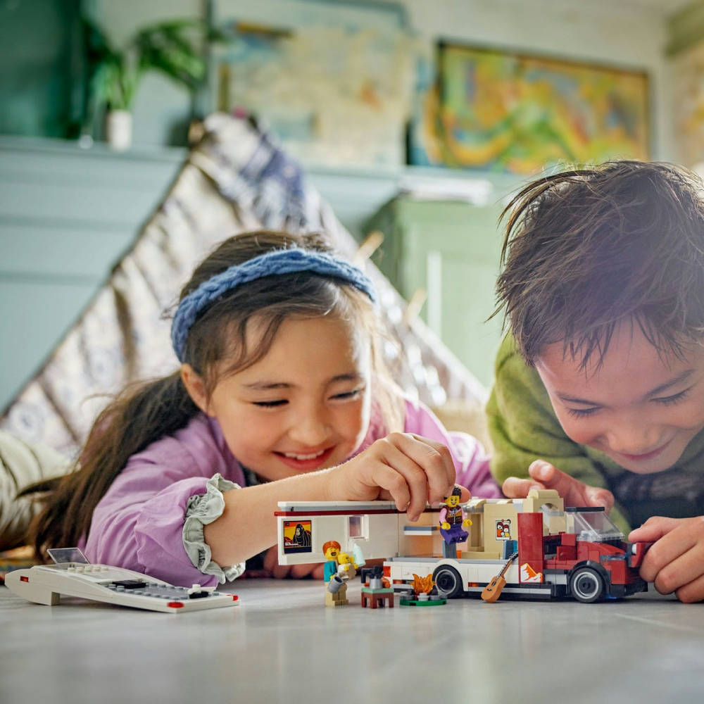 Lego city rulota pentru aventuri de vacanta 60454, varsta de la 6 ani la 8 ani [3]