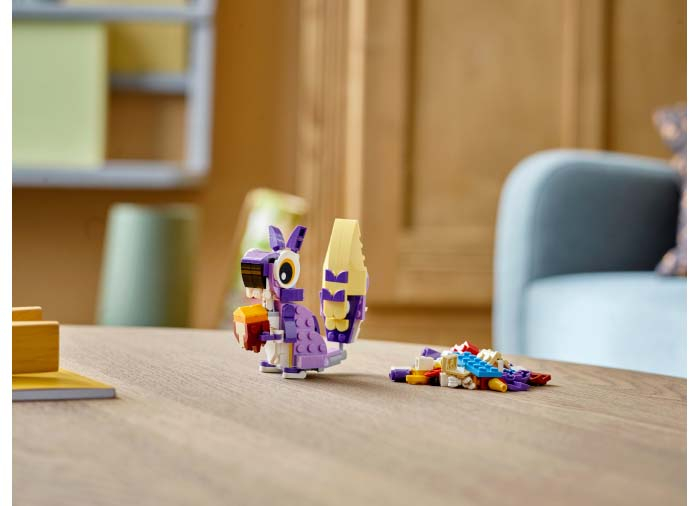 Lego creator Creaturi de Basm, varsta de la 7 ani la +15 ani [9]