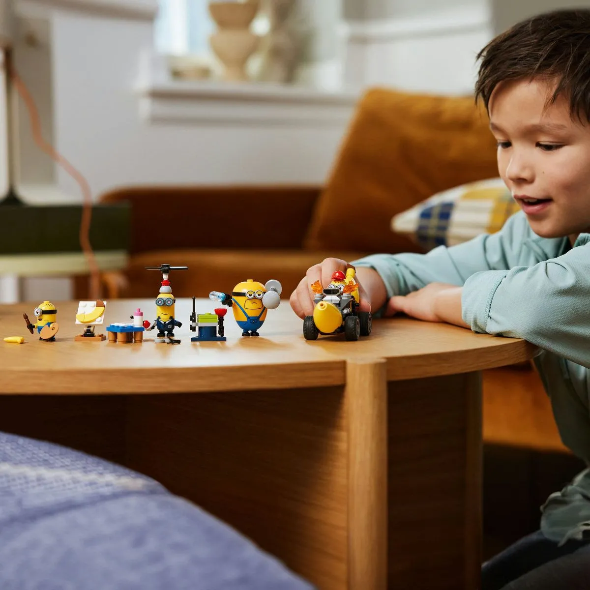 Lego despicable me4 minionii si masina banana 75580, varsta de la 6 ani la 9 ani [11]