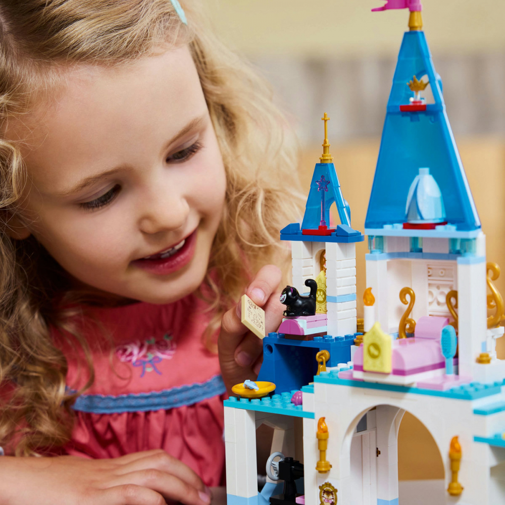 LEGO Disney Castelul si caleasca Cenusaresei, varsta de la 6 ani la 8 ani [4]
