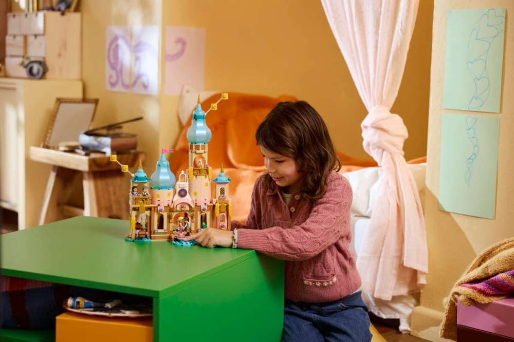 Lego disney princess castelul lui rapunzel 43297 varsta 6 ani -12 ani [6]