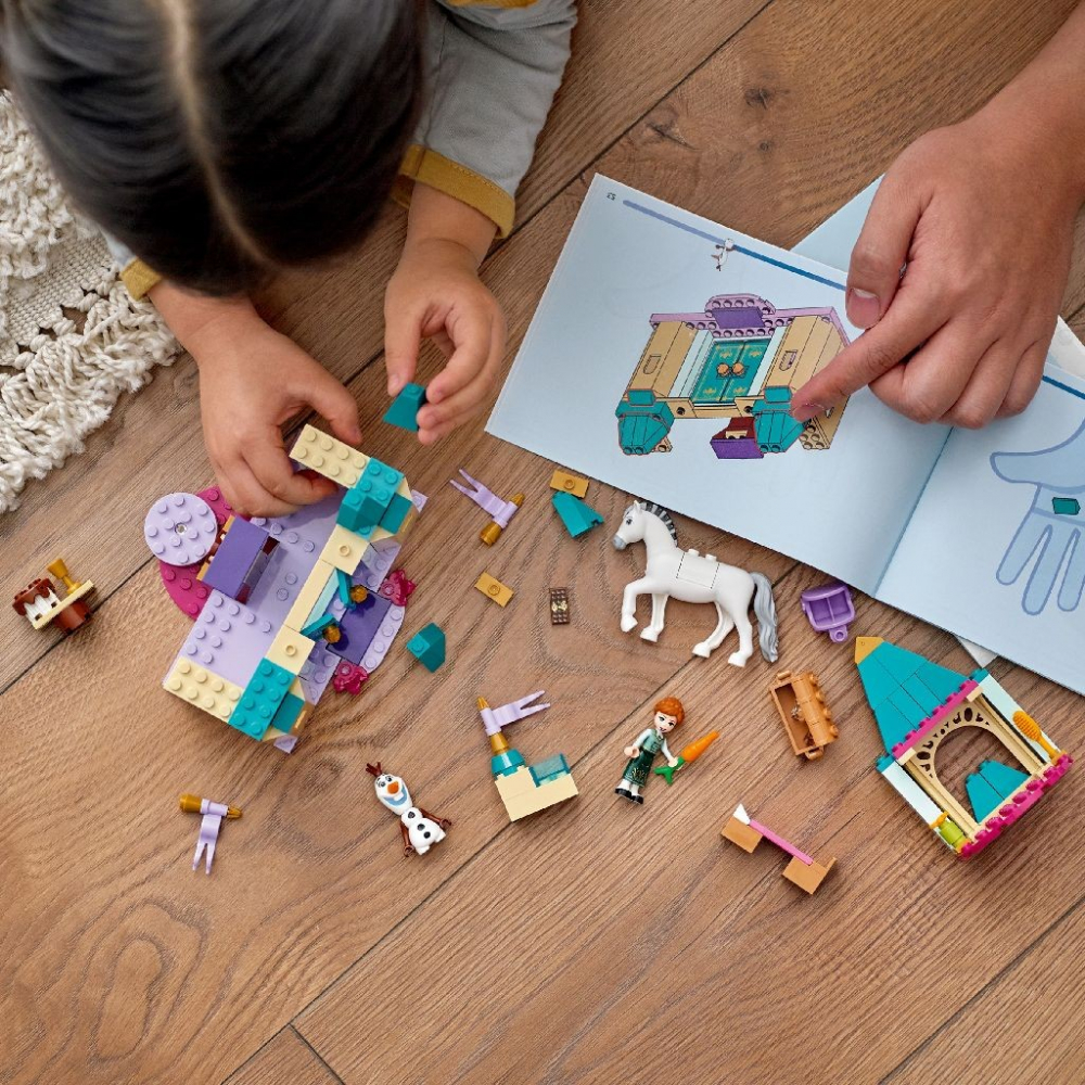 Lego disney princess distracetie la castel cu anna si olaf 43204, varsta de la 4 ani la 7 ani [4]
