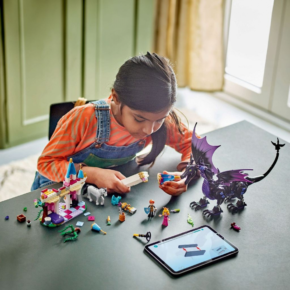 Lego disney princess maleficent sub forma de dragon 43240, varsta de la 7 ani la 10 ani [3]