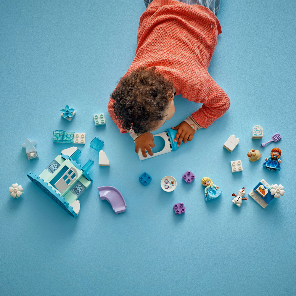  LEGO DUPLO Petrecerea de la castelul Elsei din Regatul de gheata pentru copii cu varsta de 2 + ani [4]