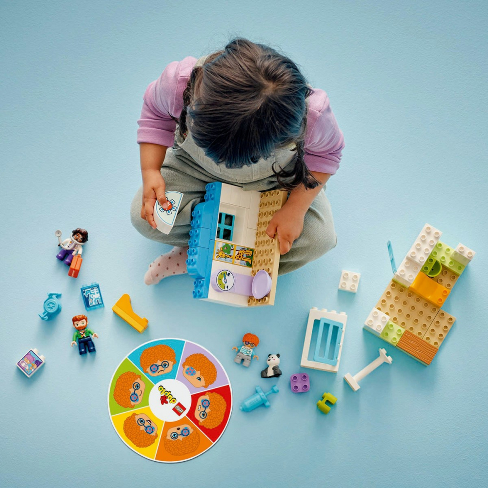 Lego duplo prima vizita la doctor 10449, varsta de la 2 ani la 4 ani [4]