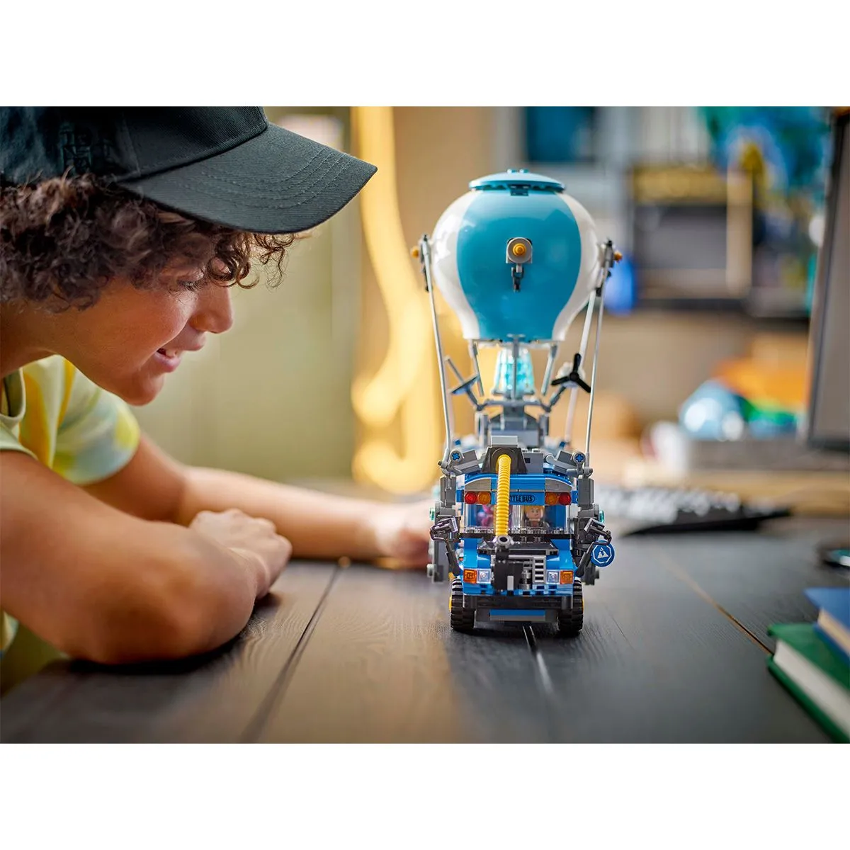 Lego fortnite autobuzul de lupta 77073, copii varsta 10 ani pana la 14 ani [4]