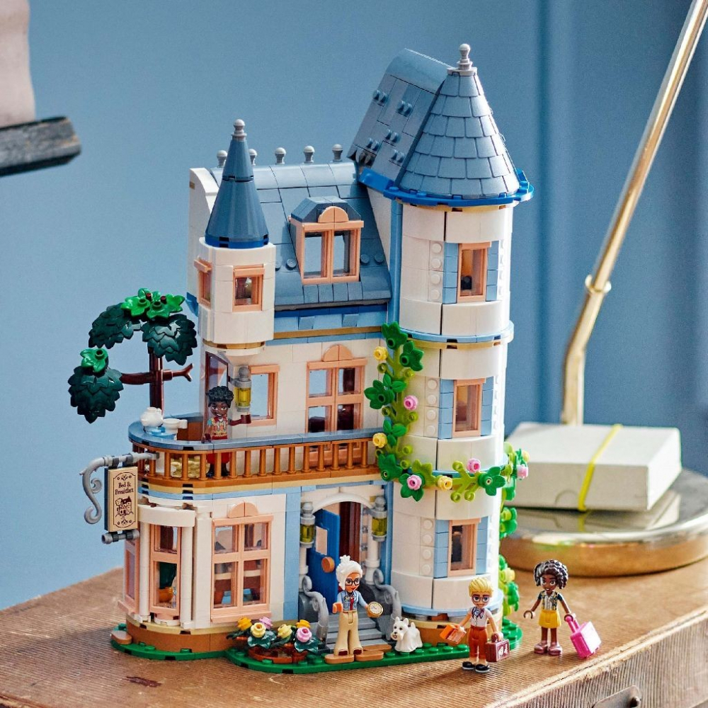 Lego friends castelul pensiune 42638, varsta de la 12 ani la +15 ani [5]