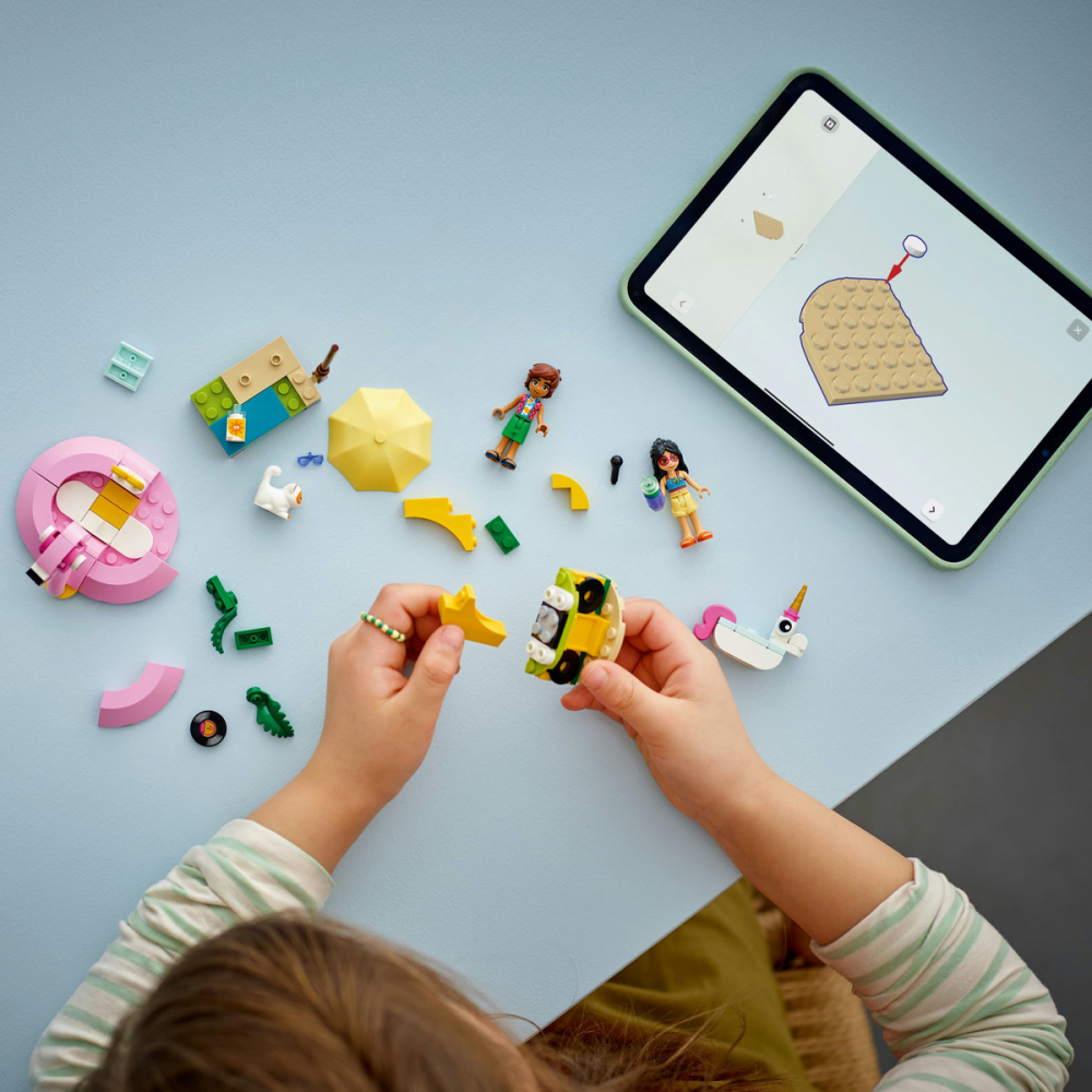  LEGO Friends Petrecere la piscina cu unicornul si flamingo pentru copii cu varsta de 5 + ani [6]