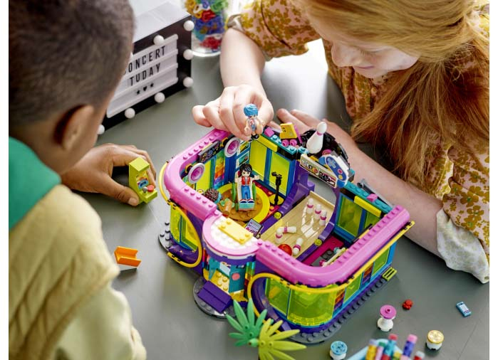 Lego friends Roller Disco Arcade, varsta de la 7 ani la 12 ani [7]