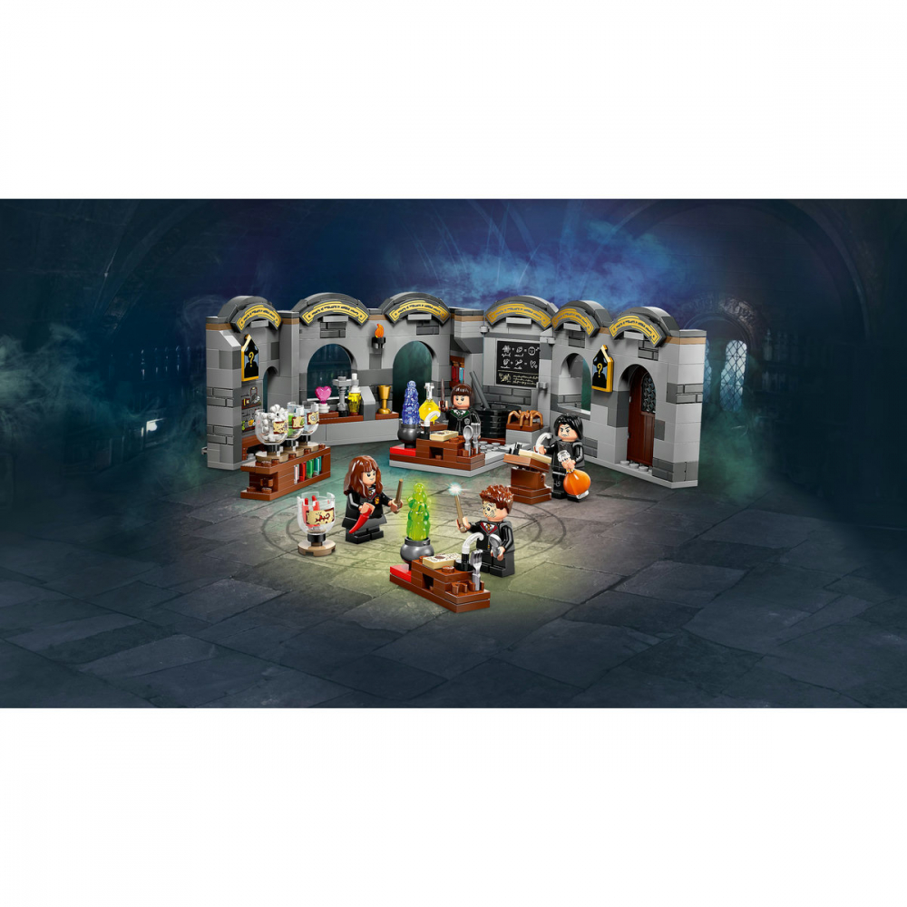 LEGO Harry Potter Castelul Hogwarts™: Lectia de potiuni, 76431, 397 piese, varsta de la 8 ani la 12 ani [2]