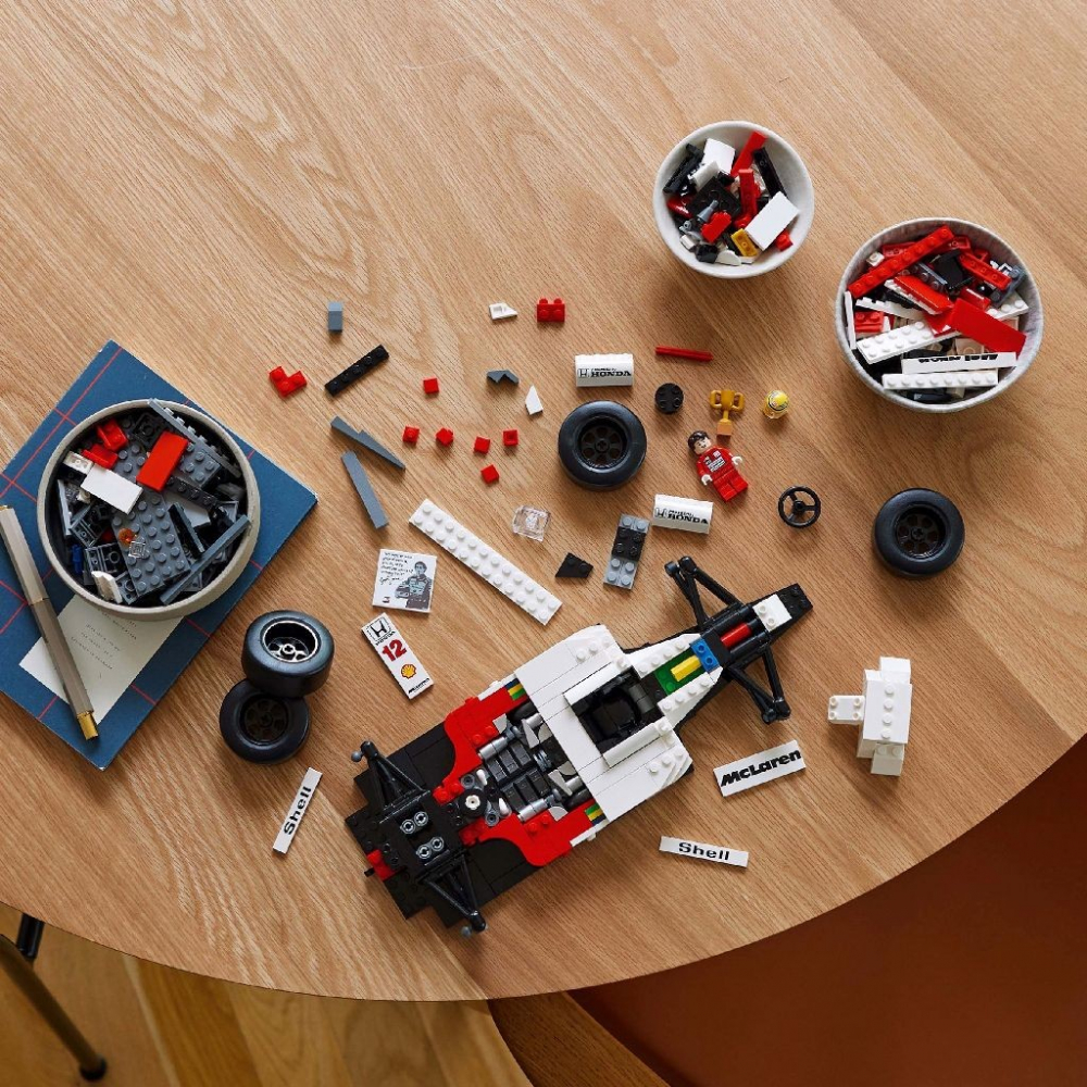 Lego icons mclaren mp4/4 si ayrton senna 10330, varsta de la 14 ani la +15 ani [5]