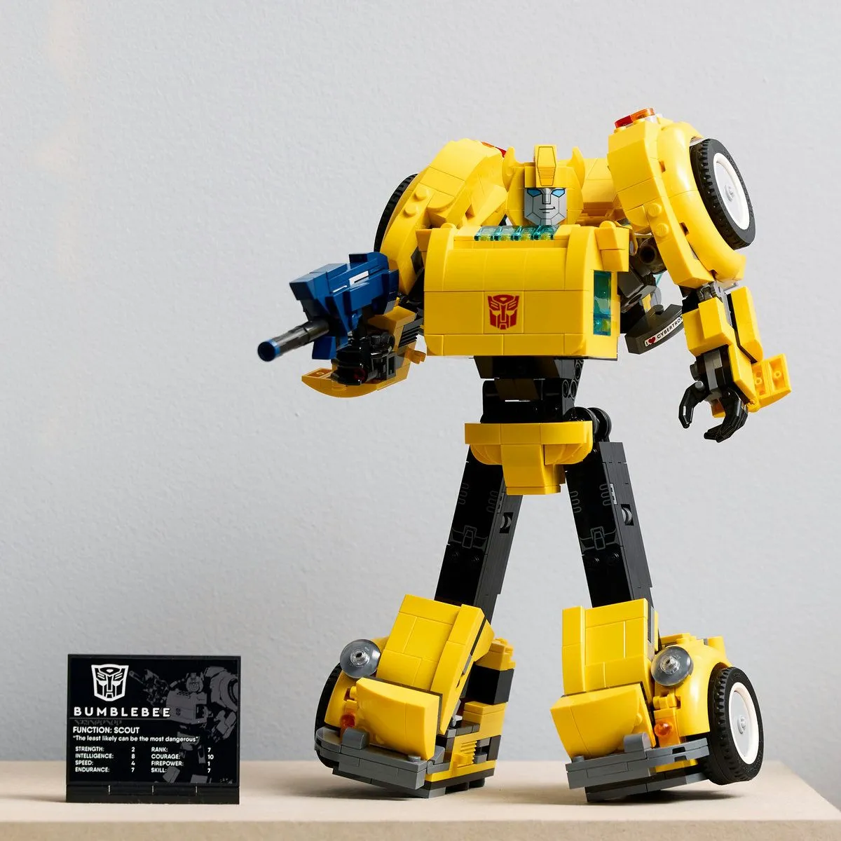 Lego icons transformers bumblebee 10338 , copii varsta 14 ani pana la +15 ani [2]