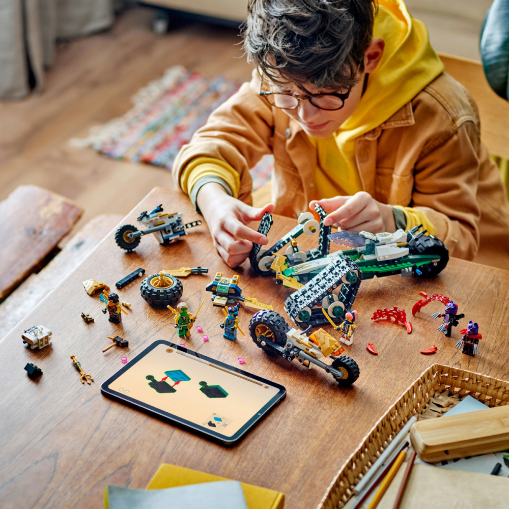 LEGO Ninjago: Vehicul combinat al echipei ninja, 71820, 9 ani+, 576 piese, varsta de la 9 ani la +15 ani [2]