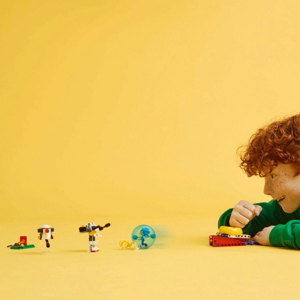 Lego sonic infruntare la focul de tabara al lui sonic 77001, varsta de la 7 ani la 9 ani [3]