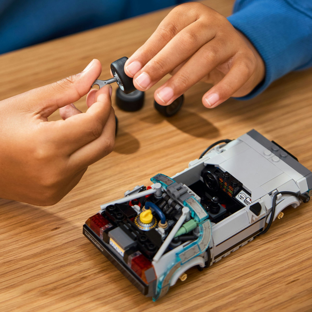  LEGO Speed Champions  Maşina timpului din Înapoi în viitor copii cu varsta 9 + ani [7]