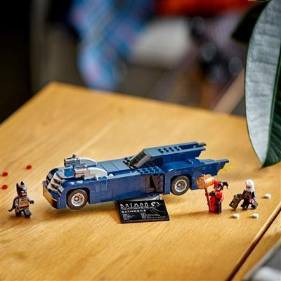 Lego super heroes batman cu al sau batmobile 76274, varsta de la 8 ani la 12 ani [5]