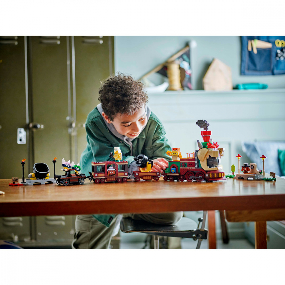 LEGO Super Mario: Expresul Bowser 71437, 9 ani+, 1392 piese, varsta de la 9 ani la +15 ani [4]