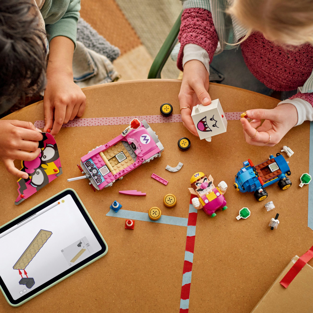  LEGO Super Mario Mario Kart – Wario si King Boo pentru copii cu varsta de 8 + ani [4]