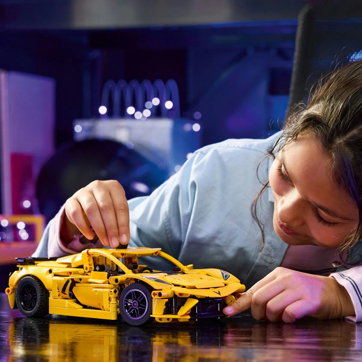 Lego technic chevrolet corvette stingray 42205, varsta de la 9 ani la 12 ani [3]