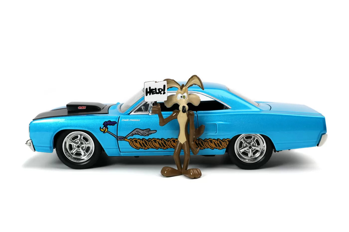 Looney tunes road runner set masinuta metalica 1970 plymouth scara 1:24 si figurina wile e coyote [3]
