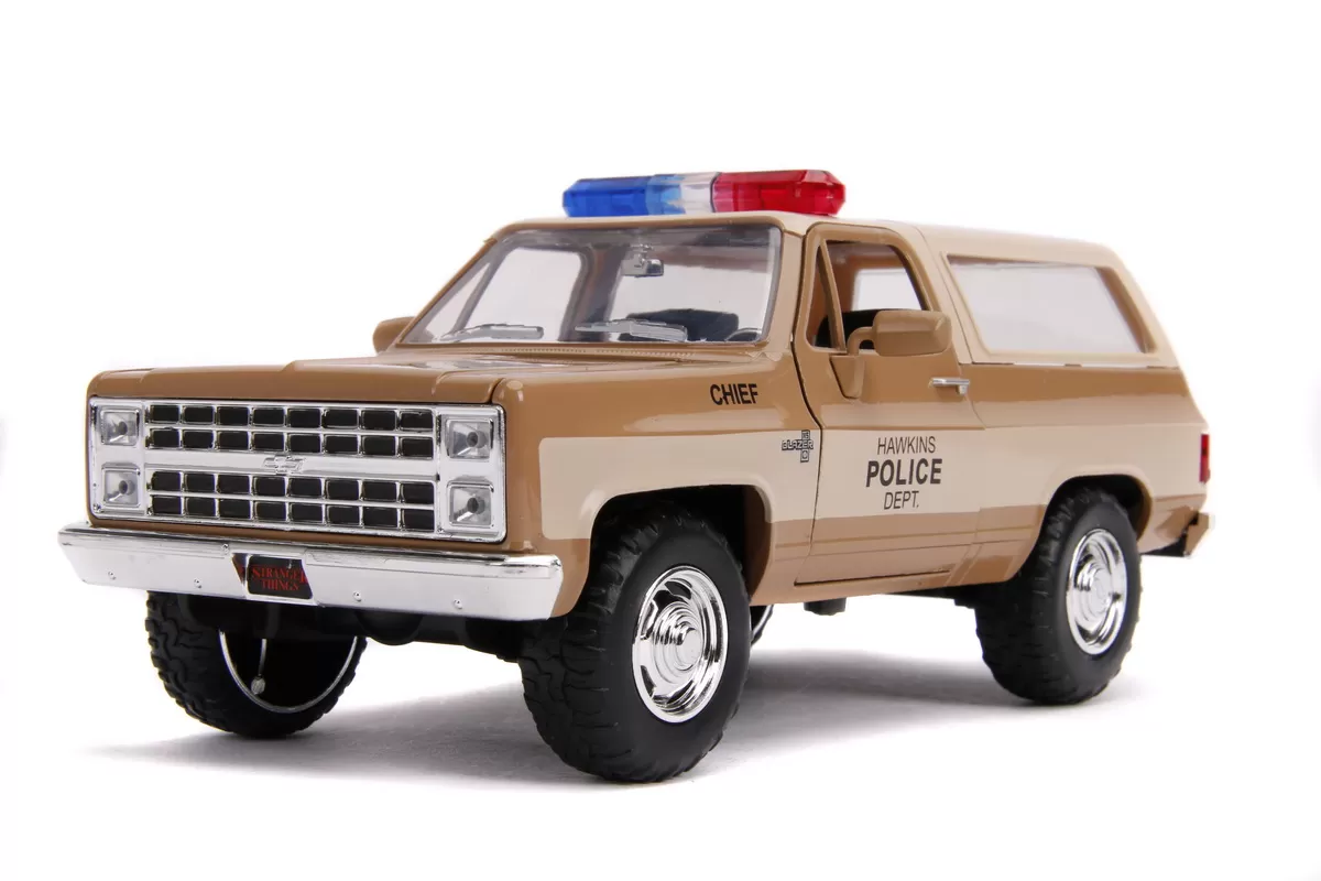 Macheta metalica 1980 chevy police k5 scara 1 la 24 [3]