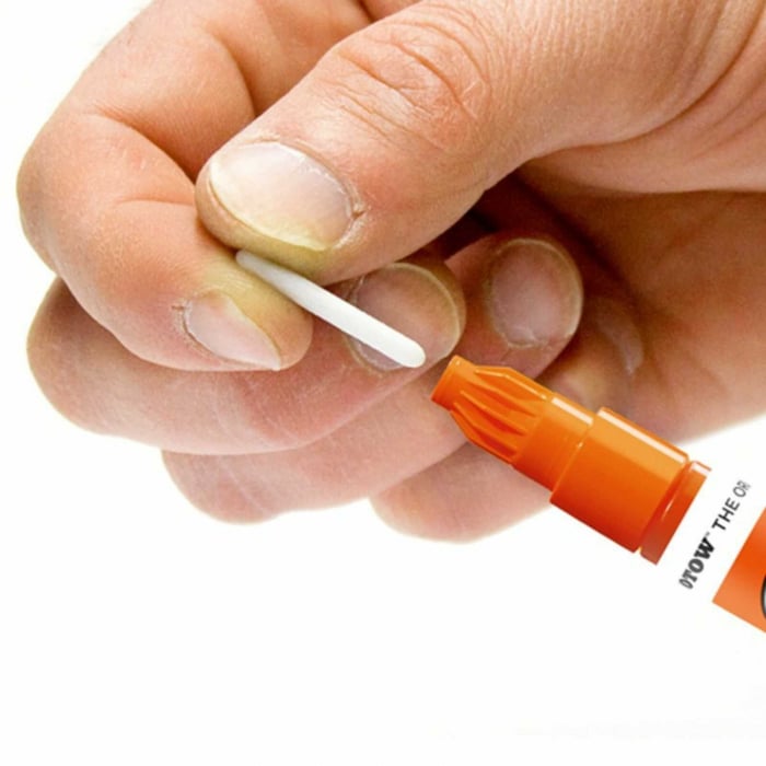Marker cu Vopsea Acrilic Molotow One4All, Varf 2 MM, 127HS, diverse culori [5]