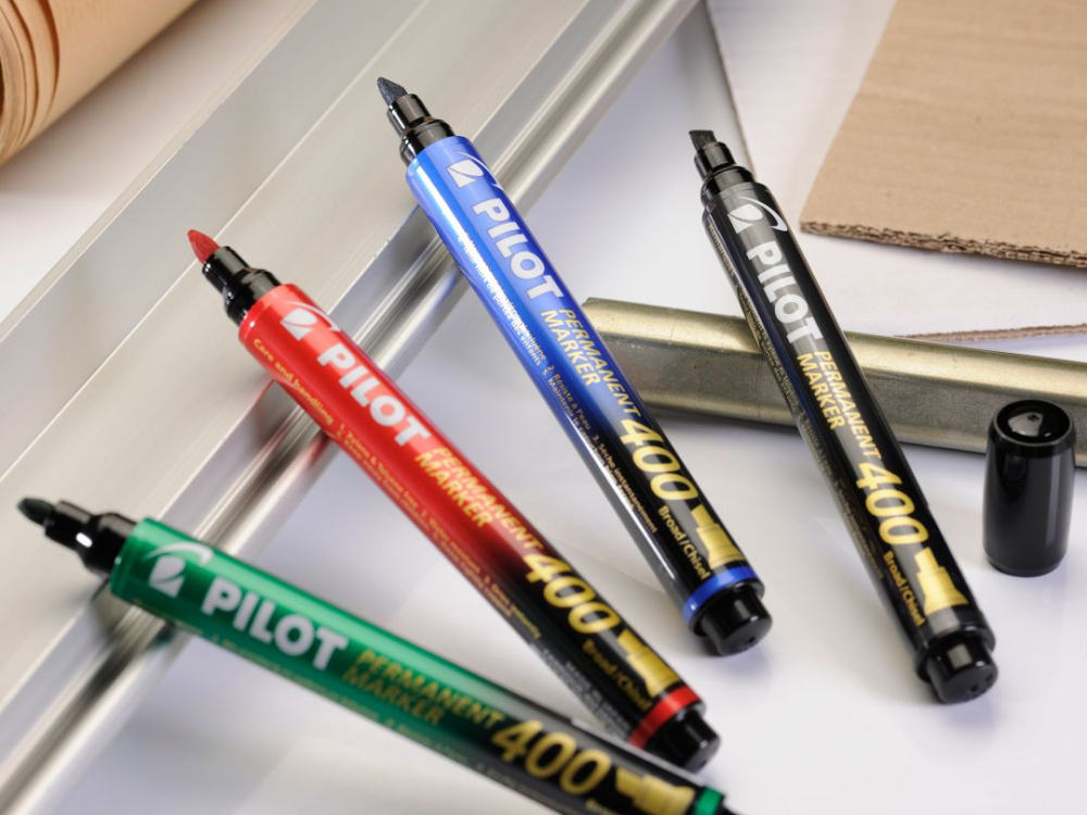Marker permanent negru varf tesit 4mm p400 pilot [5]