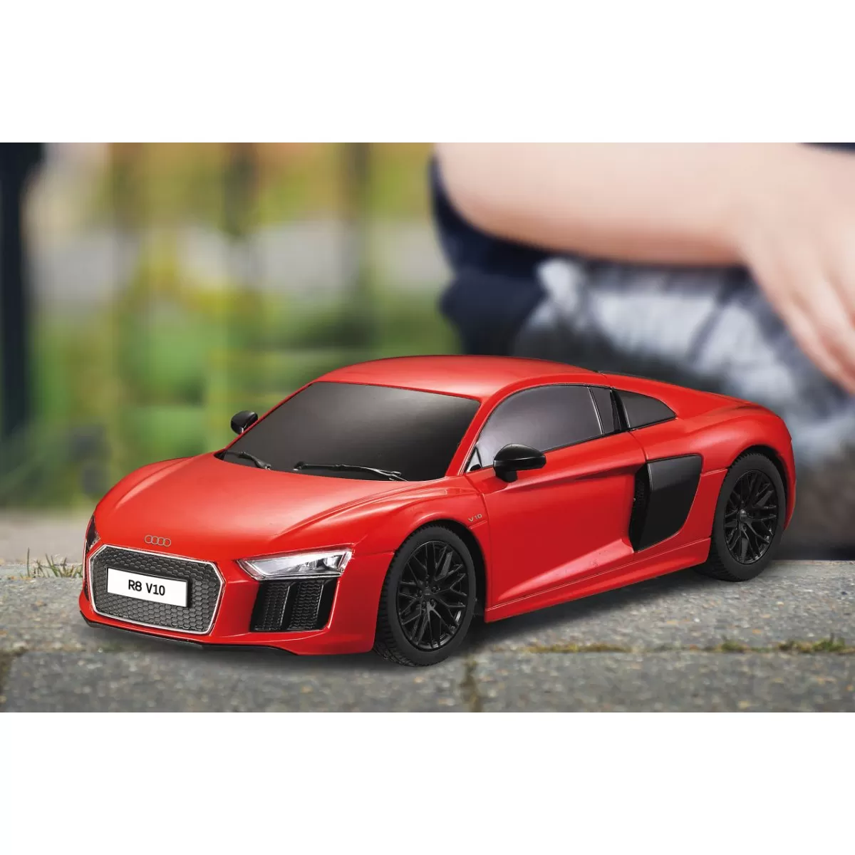 Masina cu telecomanda audi r8 rosu cu scara 1 la 24, varsta de la 3 ani la +15 ani [8]