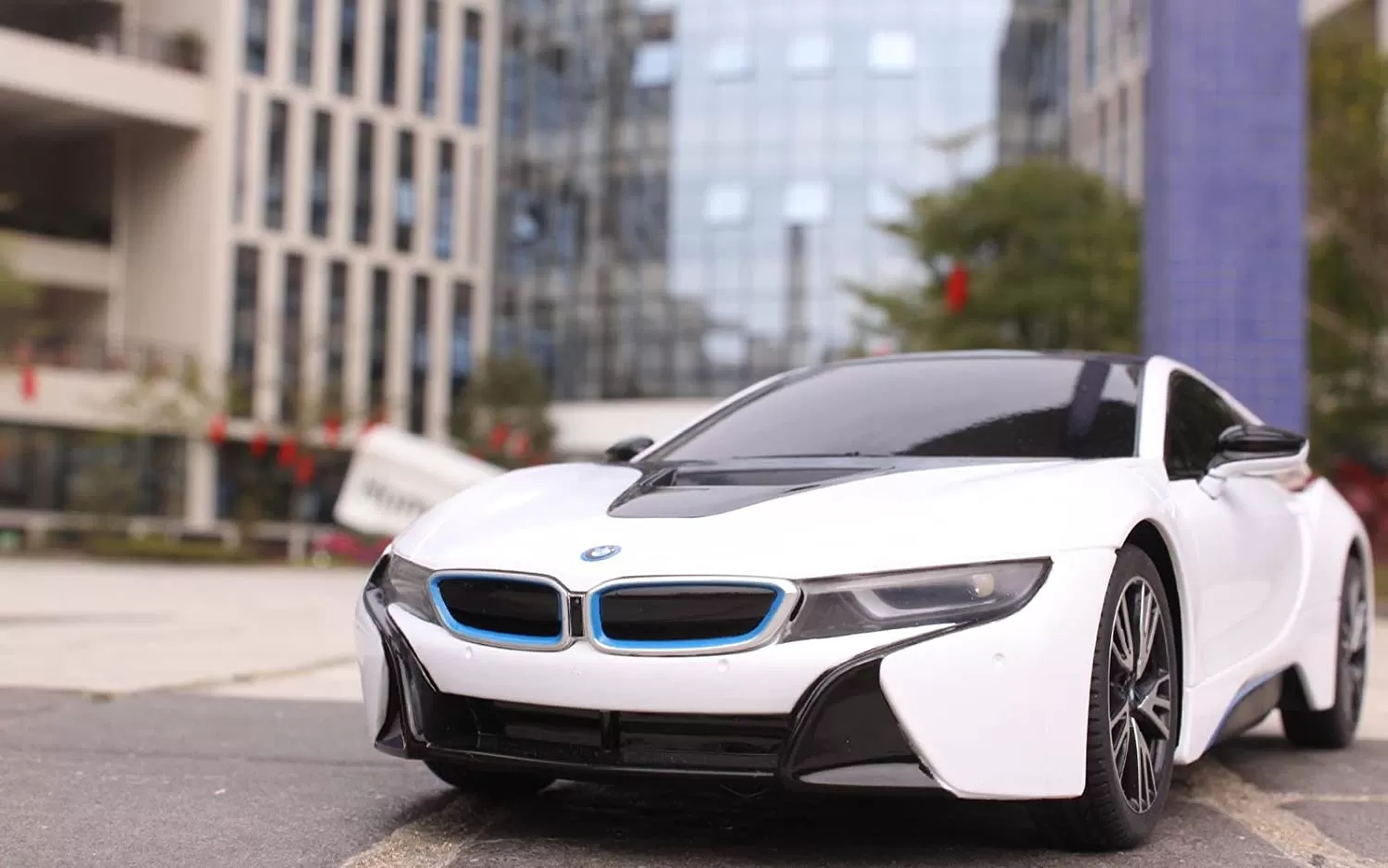 Masina cu telecomanda bmw i8 scara 1 la 18, varsta de la 3 ani la +15 ani [6]