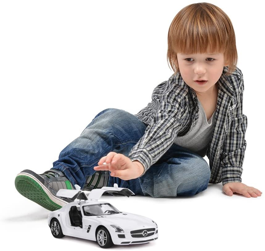 Masina cu telecomanda mercedes-benz sls alb scara 1 la 14, varsta de la 3 ani la +15 ani [3]