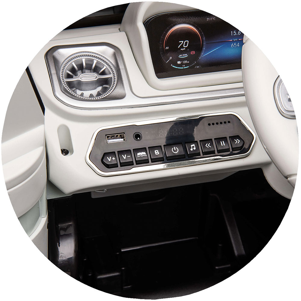 Masinuta electrica Chipolino SUV Mercedes EQG cu scaun din piele si roti EVA black [12]