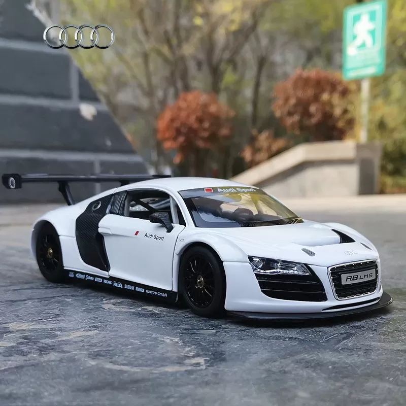 Masinuta metalica audi r8 alb scara 1 la 24, varsta de la 3 ani la +15 ani [10]