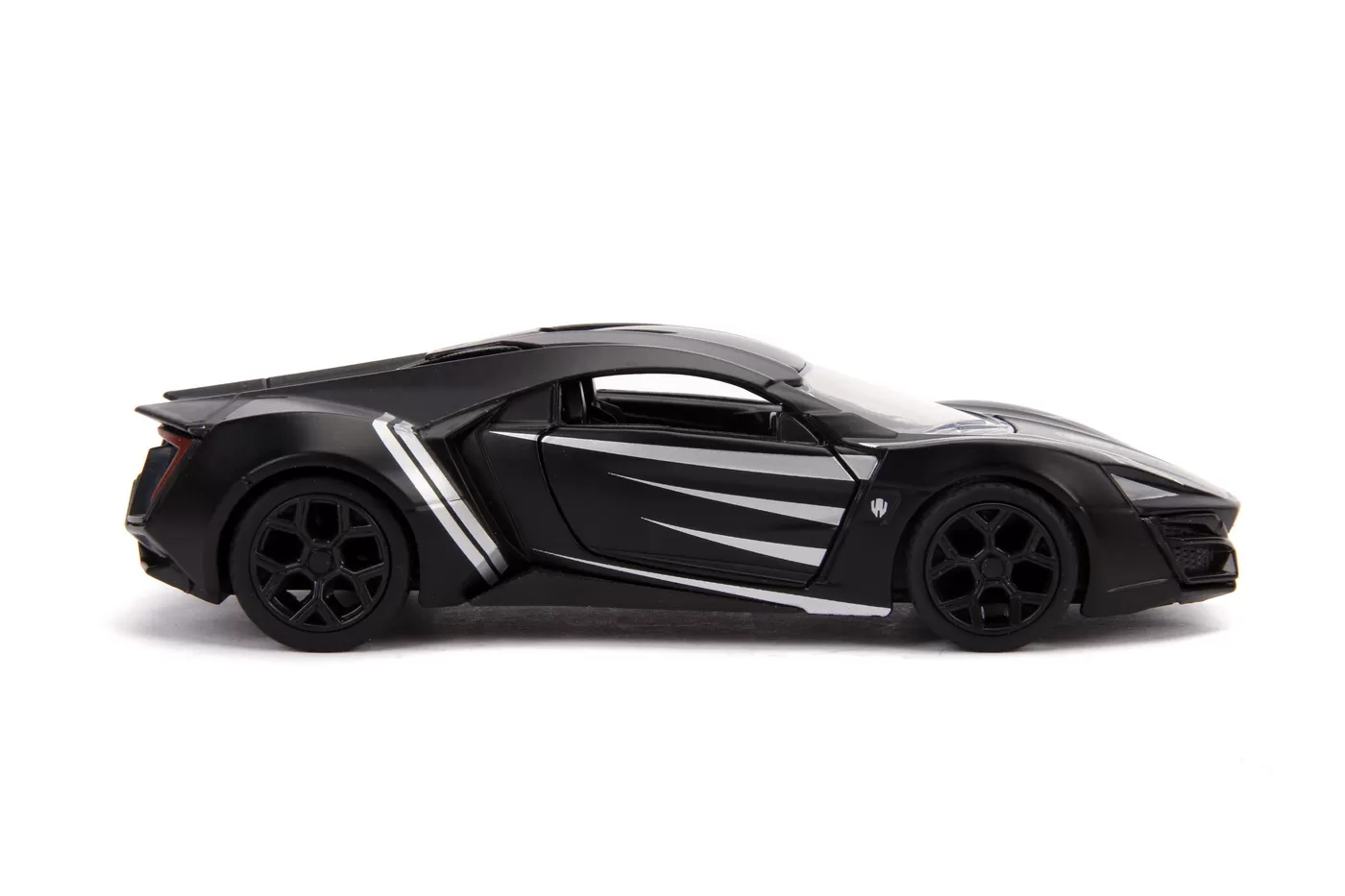 Masinuta metalica black panther lykan hypersport scara 1 la 32 [5]