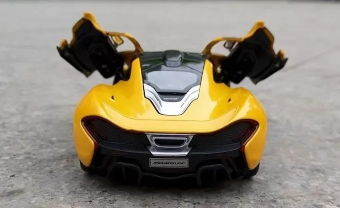 Masinuta metalica mclaren p1 portocaliu scara 1 la 24, varsta de la 3 ani la +15 ani [6]