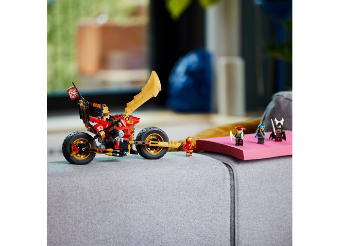 Motocicleta robot EVO a lui Kai, varsta de la 7 ani la 13 ani [6]