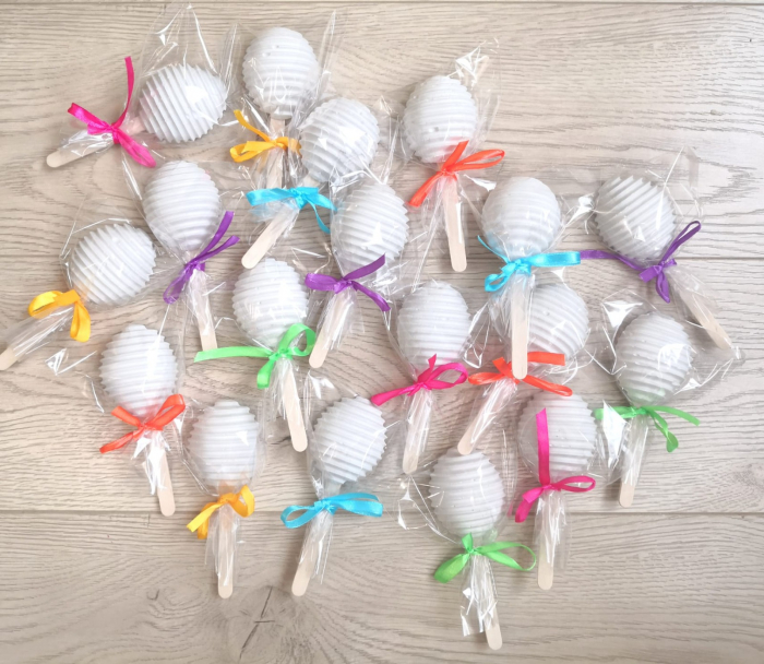 Set figurine din ipsos de pictat, modele primavara, Martisor [3]