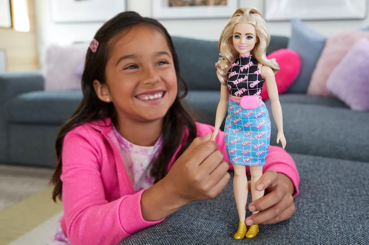 Papusa barbie fashionista blonda, varsta de la 3 ani la 12 ani [3]