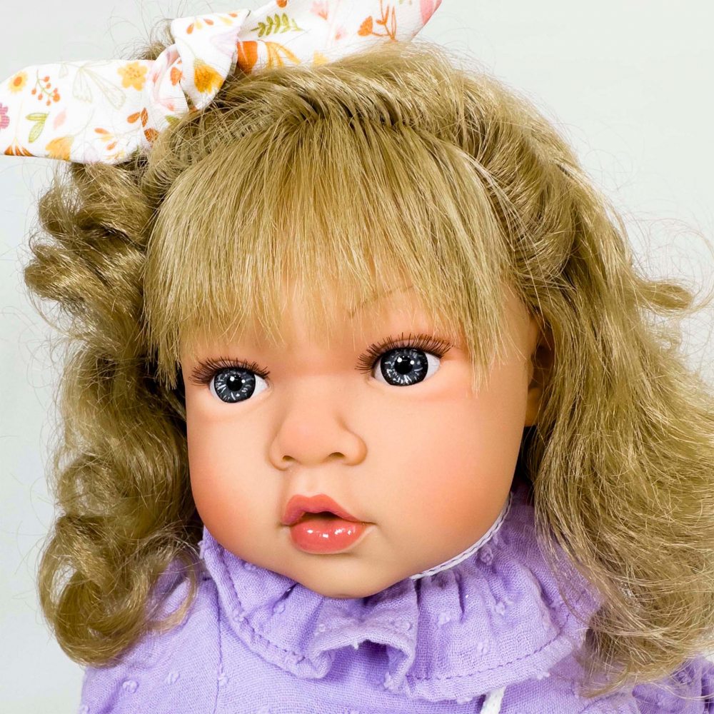 Papusa Nines D'Onil, Susette Plumeti, cu parul blond, cu sunete, cu rochie mov, cu miros de vanilie, 45 cm [2]