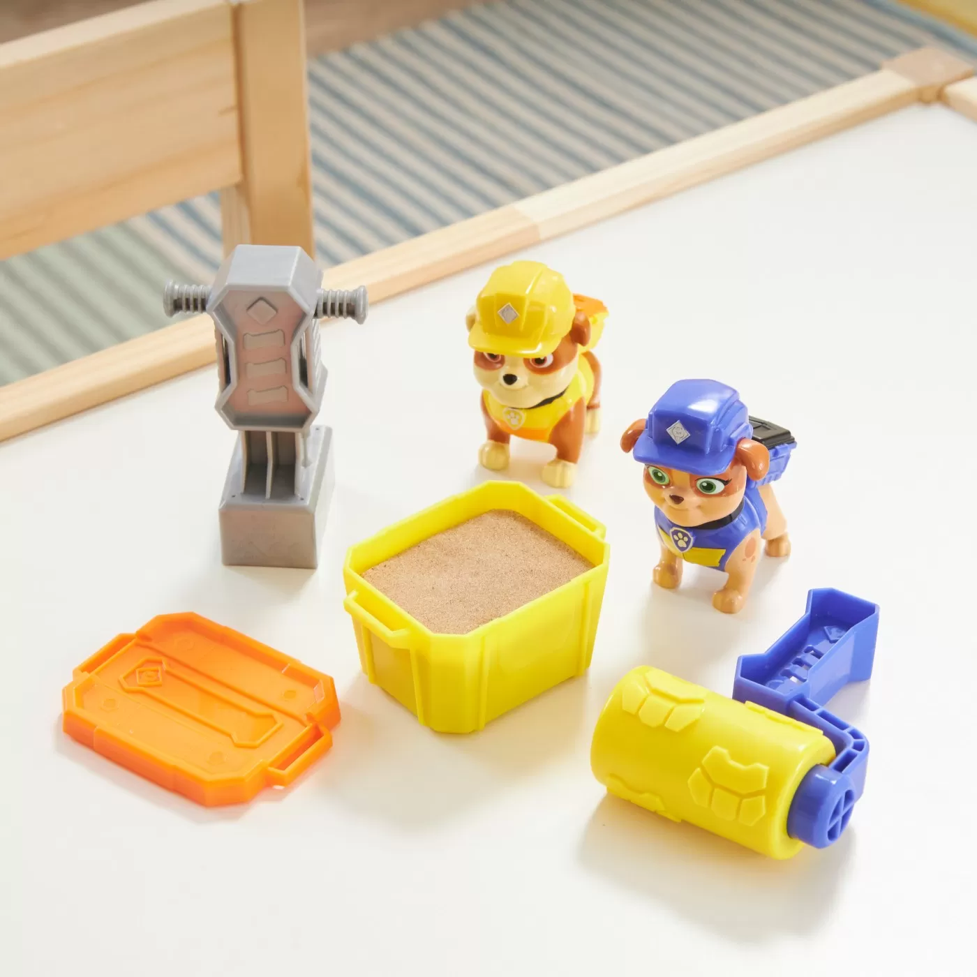 Patrula catelusilor echipa rubble set 2 figurine rubble si mix, varsta de la 3 ani la 7 ani [4]