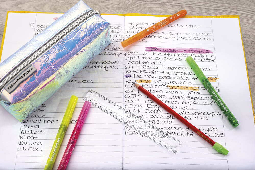Penar etui tubular glitter flip flop argintiu eberhard faber [2]